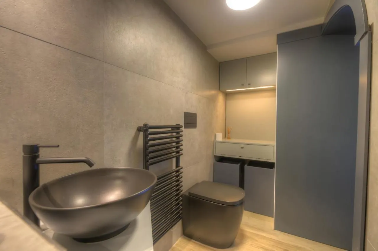 Cute And Modern Duplex Apartment In Ideal Location Rcas1-1 La Valette