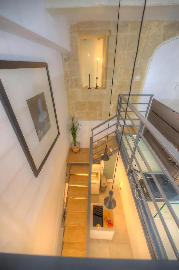 Cute And Modern Duplex Apartment In Ideal Location Rcas1-1 La Valette 0*,